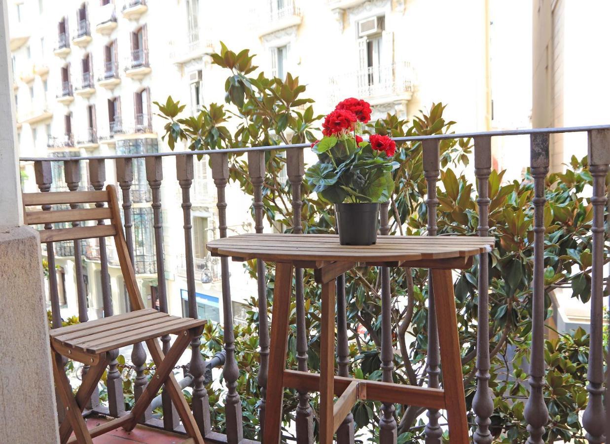 Hostal Gracia Барселона Экстерьер фото